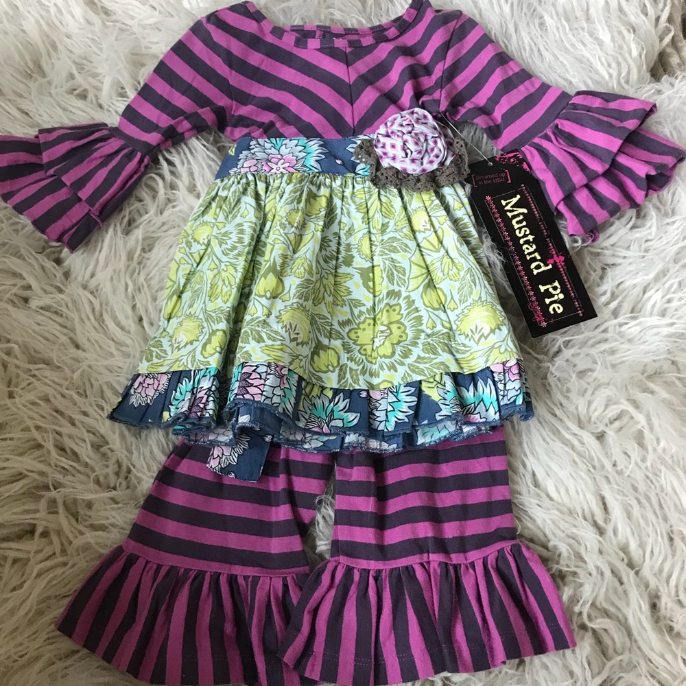 Mustard pie outfit